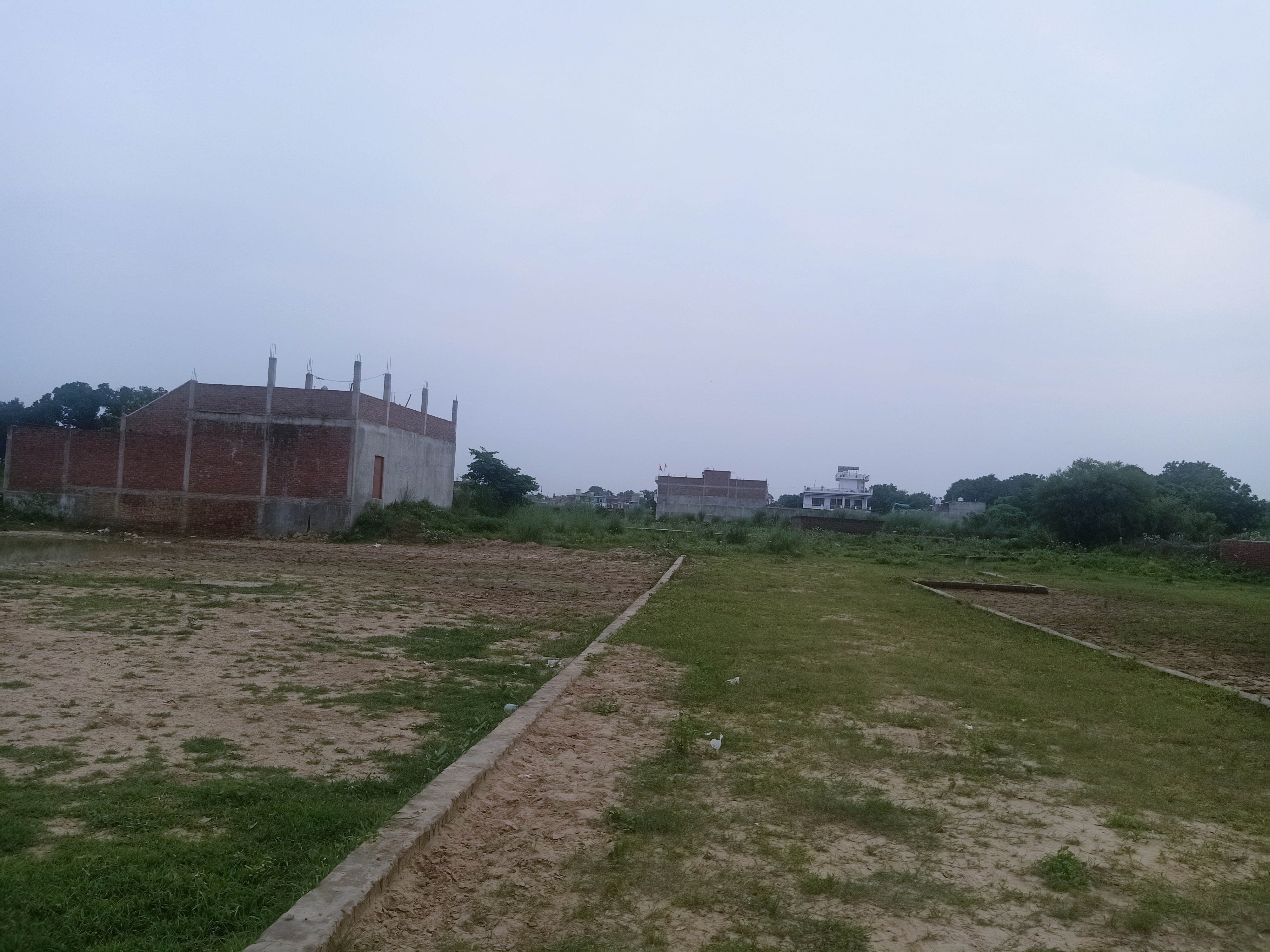 Plot For Sale in Allahabad Airport