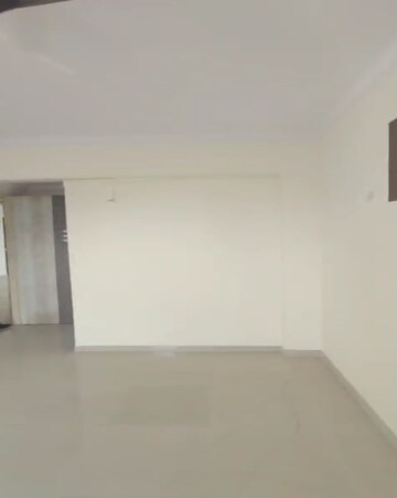 Bedroom in 2 BHK Apartment at Safal Twins, Chembur – for Rent