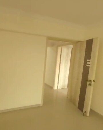 Bedroom in 2 BHK Apartment at Safal Twins, Chembur – for Rent