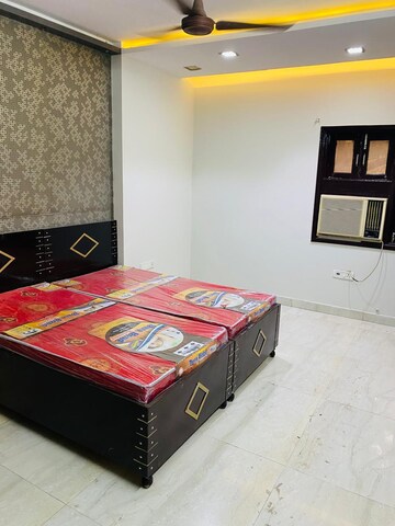 Bedroom in  Pg at Karol Bagh – for Rent