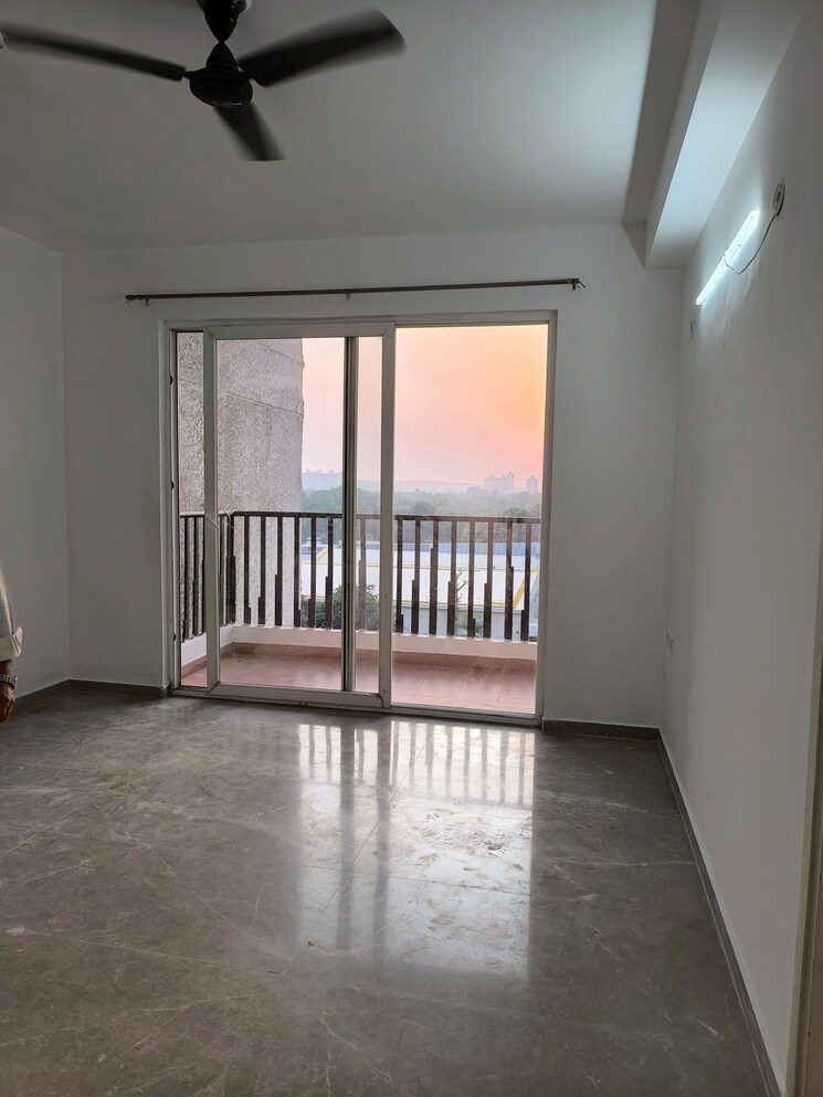 Room, dwarka 3 Bedroom 1200 Sq.Ft. Builder Floor In Dwarka Delhi 9502846