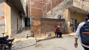  Plot – Exterior View View at Sangam Vihar - for Sale