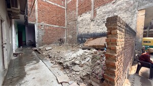  Plot – Exterior View View at Sangam Vihar - for Sale