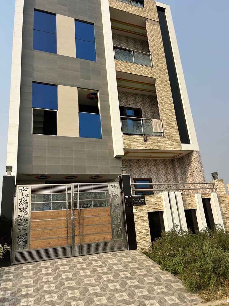 Exterior View, sector 6 wave city 3 Bedroom 135 Sq.Yd. Villa In Sector 6 Wave City Ghaziabad 9502835