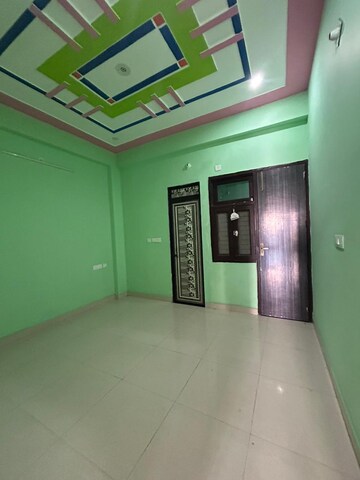 Building Lobby in 3 BHK Villa at Sector 6 Wave City – for Rent