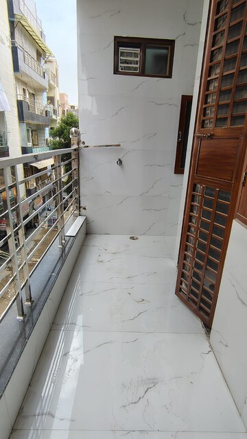 Balcony in 3 BHK Builder Floor at Dwarka Mor – for Rent