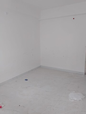 Room in 3 BHK Apartment at Bariatu – for Sale