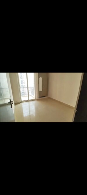 Room in 2 BHK Apartment at Amrapali Leisure Park, Amrapali Leisure Valley – for Rent