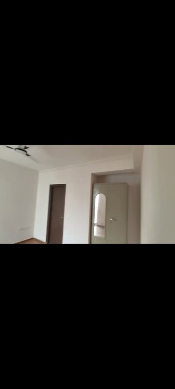 Room in 2 BHK Apartment at Amrapali Leisure Park, Amrapali Leisure Valley – for Rent