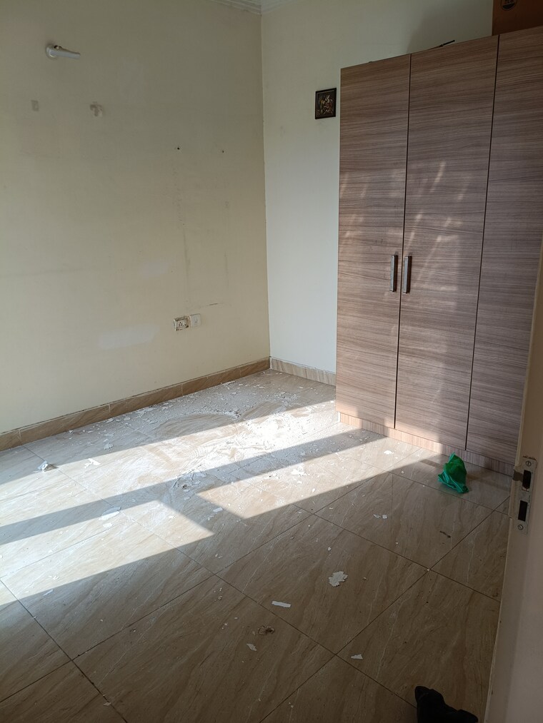 Room, gaur-city-2-14th-avenue 2 Bedroom 985 Sq.Ft. Apartment In Sector 16c Greater Noida Greater Noida 9502988