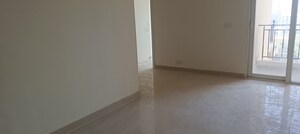 Room in 2 BHK Apartment at Signature Global Prime, Sector 63a – for Rent