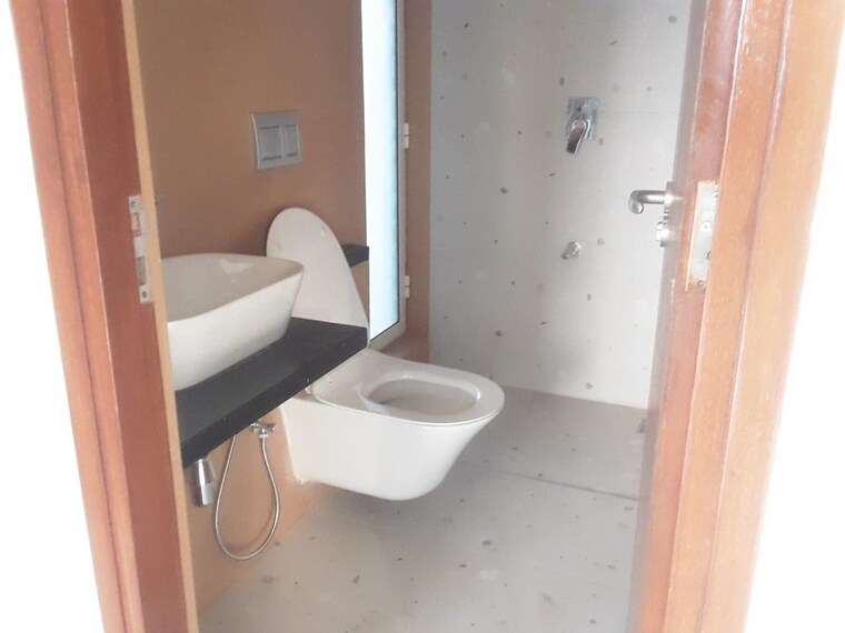 Bathroom, bm-satyam-solaris 2 Bedroom 695 Sq.Ft. Apartment In Deonar Mumbai 9502956