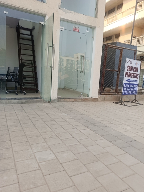 Retail Shop For Rent in Signature Global Prime
