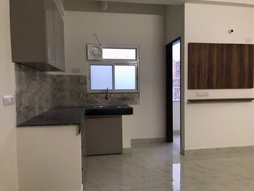 Kitchen in 2 BHK Builder Floor at Sector 47 – for Rent