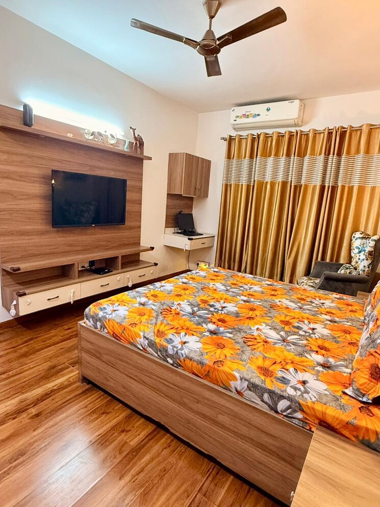 Bedroom, gaur-city-2-12th-avenue 2 Bedroom 900 Sq.Ft. Apartment In Sector 16c Greater Noida Greater Noida 9503046