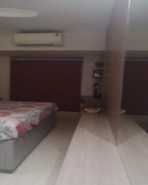 Bedroom in 3 BHK Apartment at Safal Twins, Chembur – for Rent