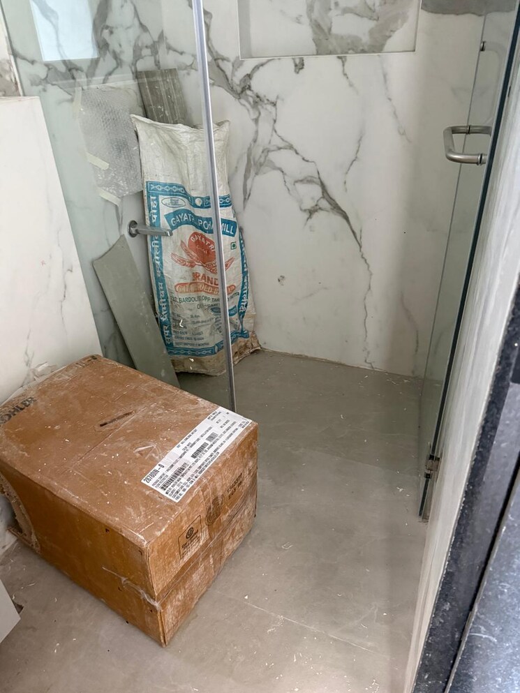 Bathroom, dadar west 3 Bedroom 1150 Sq.Ft. Apartment In Dadar West Mumbai 9503150