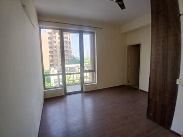 Room in 2 BHK Apartment at Pioneer Park Araya, Sector 62 – for Rent