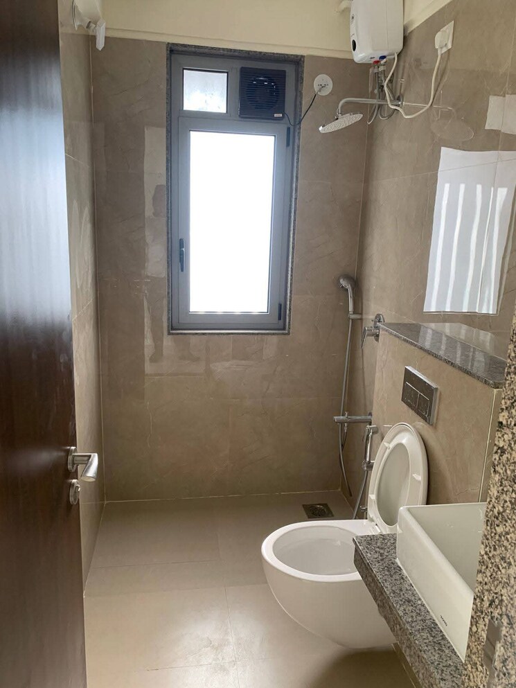 Bathroom, sunteck-city-avenue-4 2 Bedroom 644 Sq.Ft. Apartment In Goregaon West Mumbai 9503302