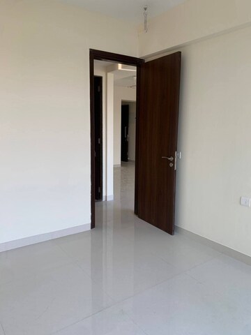 Room in 2 BHK Apartment at Sunteck City Avenue 4, Goregaon West – for Rent