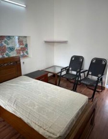 Bedroom in 1 RK Builder Floor at Sector 48 – for Rent