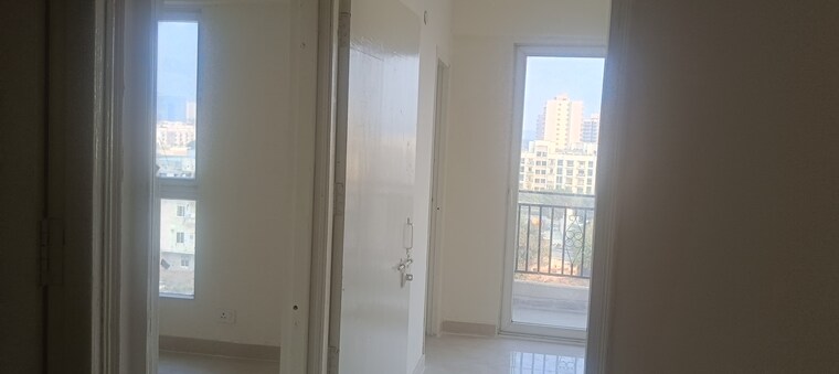 Room, signature-global-prime 2 Bedroom 573 Sq.Ft. Apartment In Sector 63a Gurgaon 9503370