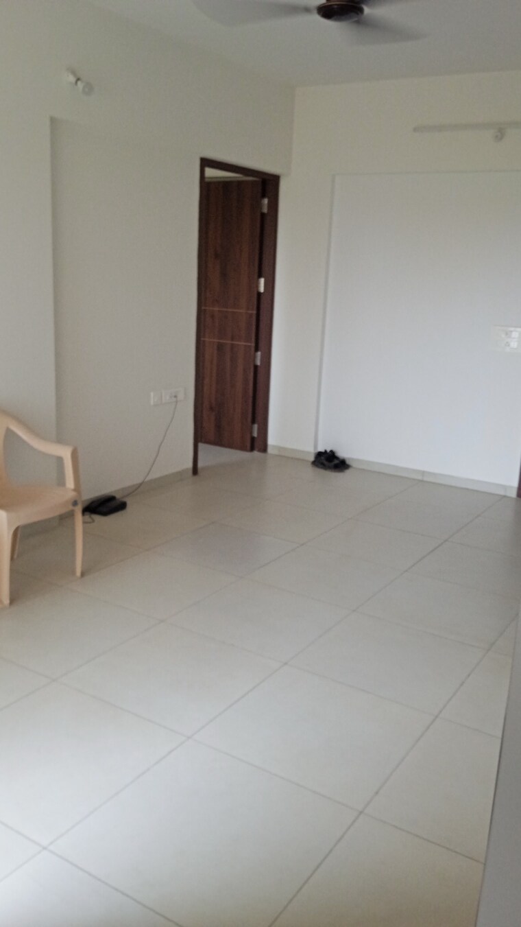 Room, dream-metropark-county 3 Bedroom 1001 Sq.Ft. Apartment In Balewadi Pune 9503369