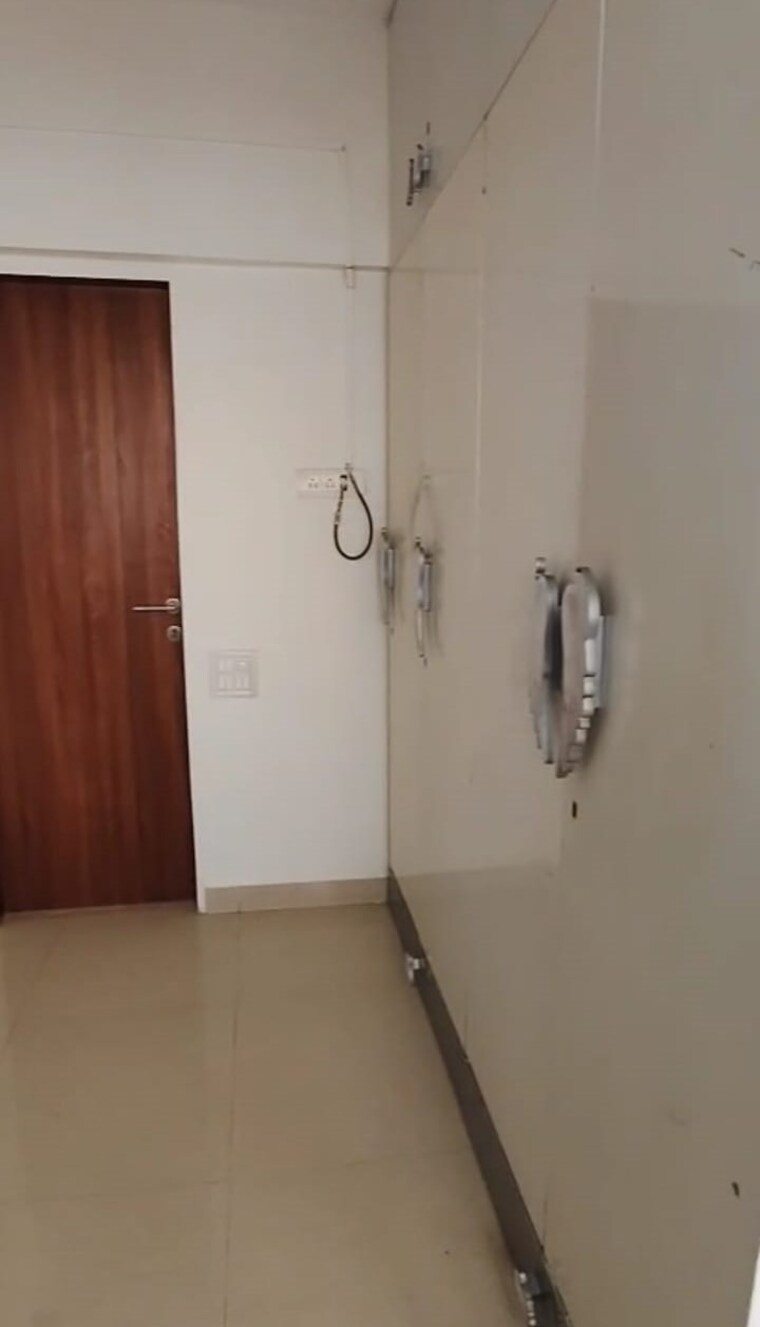 Bathroom, harbour-heights 3 Bedroom 1350 Sq.Ft. Apartment In Colaba Mumbai 9503386