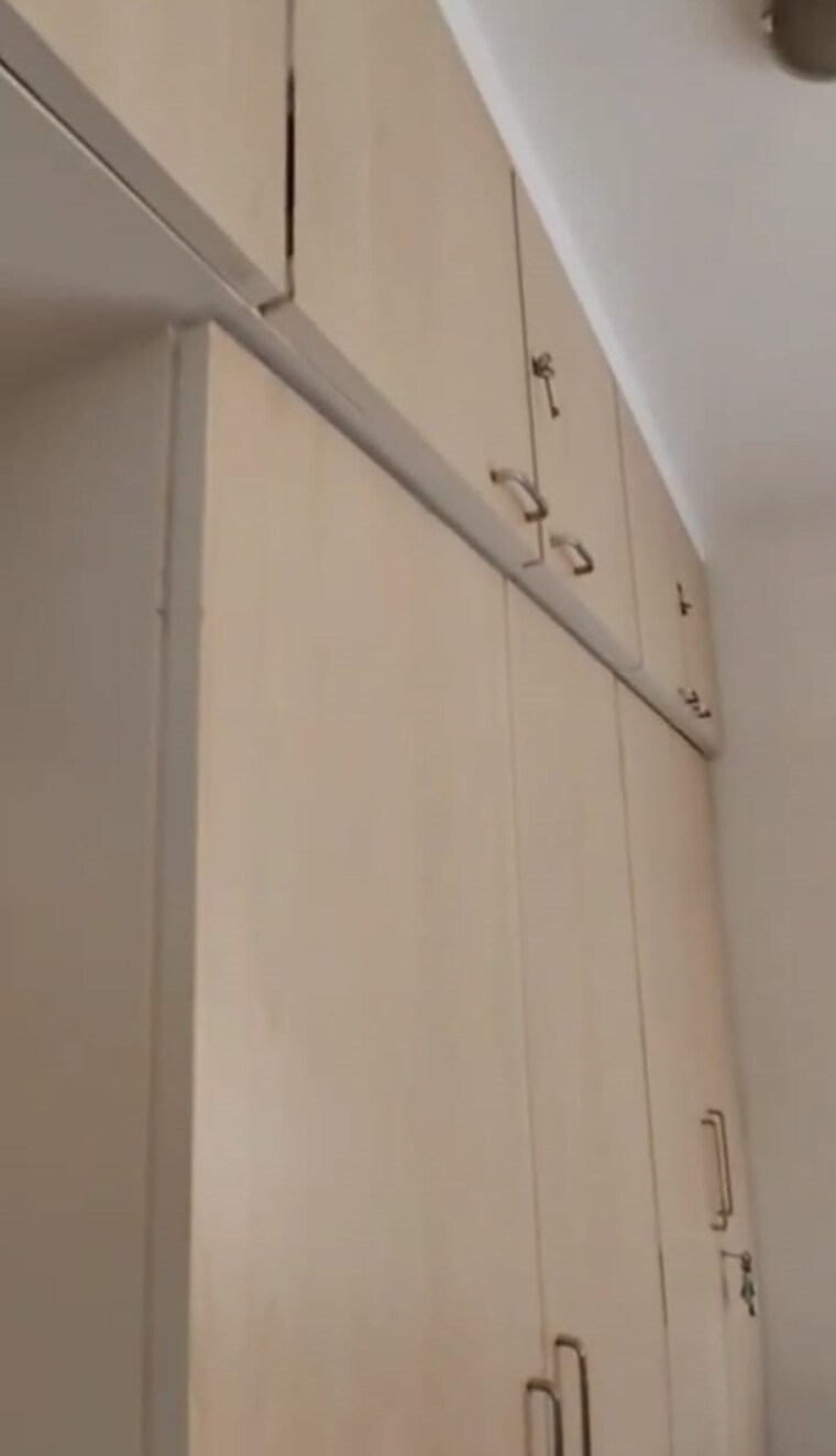 undefined, harbour-heights 3 Bedroom 1350 Sq.Ft. Apartment In Colaba Mumbai 9503386