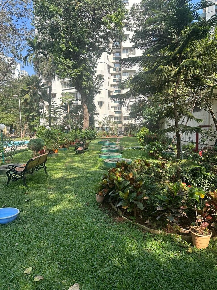 Garden, harbour-heights 3 Bedroom 1350 Sq.Ft. Apartment In Colaba Mumbai 9503386