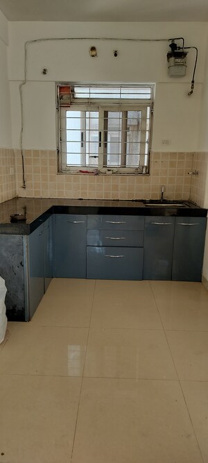 Kitchen in 2.5 BHK Apartment at Amanora Trendy Homes, Hadapsar – for Rent