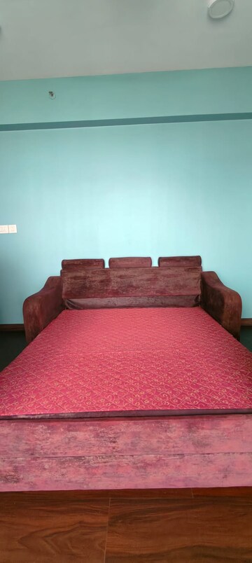 Bedroom in 1 BHK Apartment at Girnar Tower Parel, Parel – for Rent