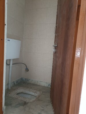 Bathroom in 2 BHK Builder Floor at Mayur Vihar Phase 1 – for Rent