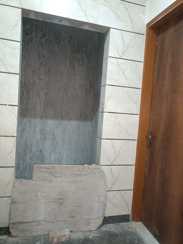  2 BHK Builder Floor at Mayur Vihar Phase 1 – for Rent