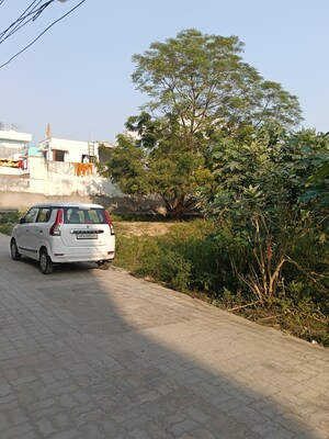  Plot – Exterior View View at Jankipuram - for Sale