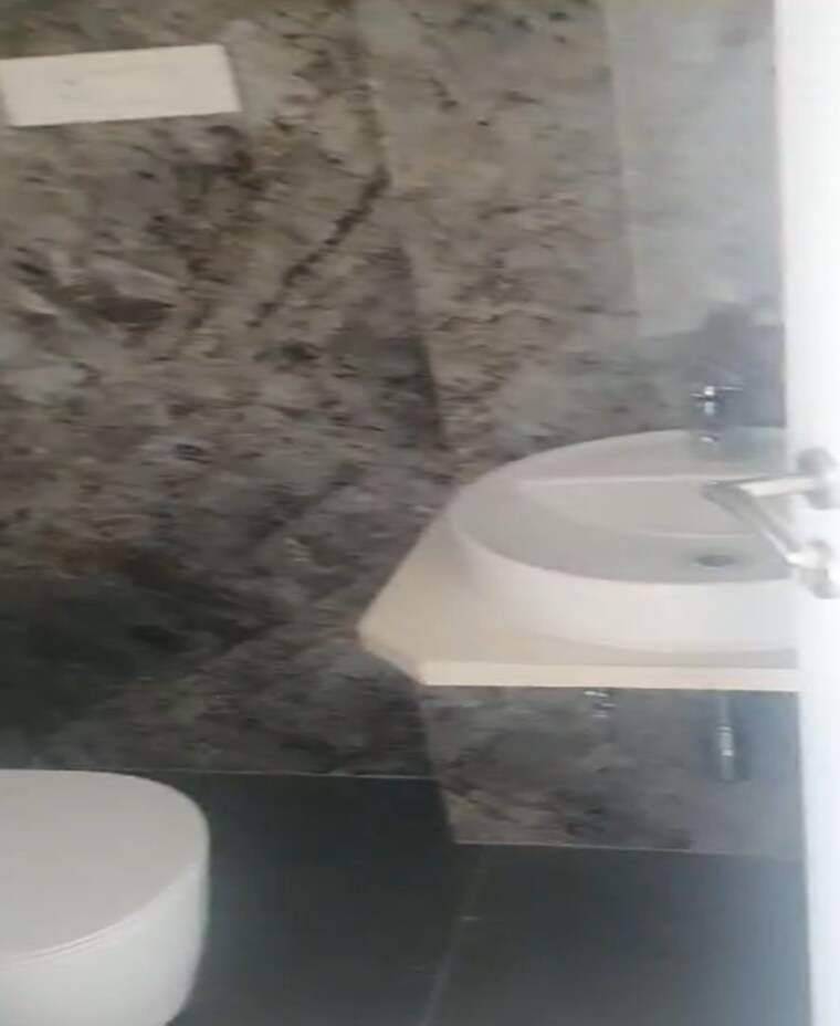 Bathroom, chembur 2 Bedroom 965 Sq.Ft. Apartment In Chembur Mumbai 9503576