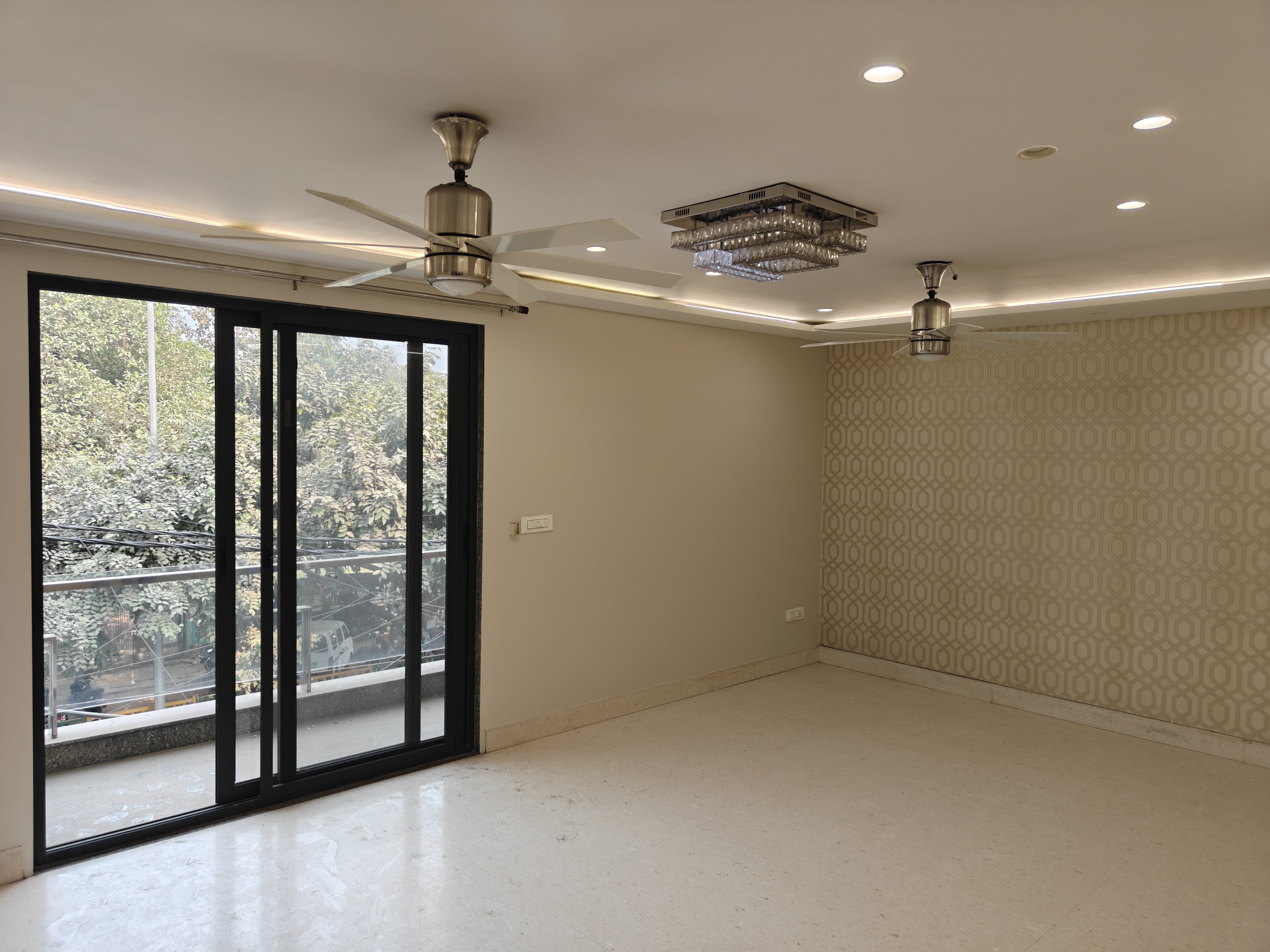 5 BHK + Pooja Room Builder Floor For Rent in Rwa Model Town