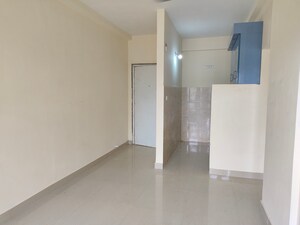 Room in 1 BHK Apartment at Sector 14 Dwarka – for Rent