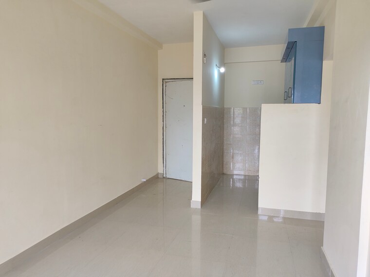 Room, sector 14 dwarka 1 Bedroom 525 Sq.Ft. Apartment In Sector 14 Dwarka Delhi 9503583