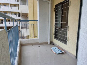 Balcony in 1 BHK Apartment at Sector 14 Dwarka – for Rent