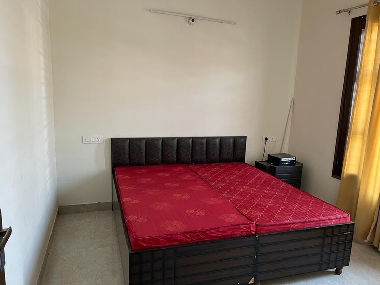 Bedroom, nk-savitry-enclave 3 Bedroom 1800 Sq.Ft. Apartment In Vip Road Zirakpur 9503799