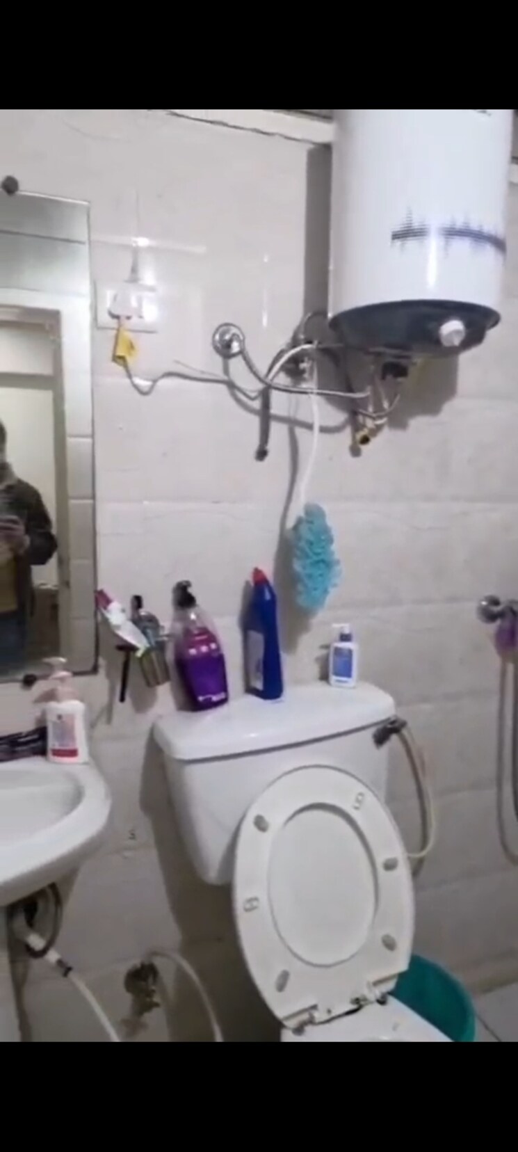 Bathroom, maya-homes 1 Bedroom 550 Sq.Ft. Builder Floor In Indrapuram Ghaziabad 9503795