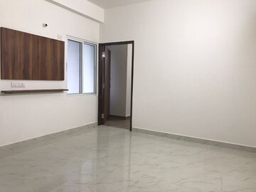Room in 1 BHK Builder Floor at Sector 50 – for Rent