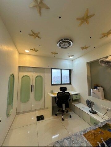 Master Bedroom in 3 BHK Apartment at Vaishnodevi Circle – for Rent