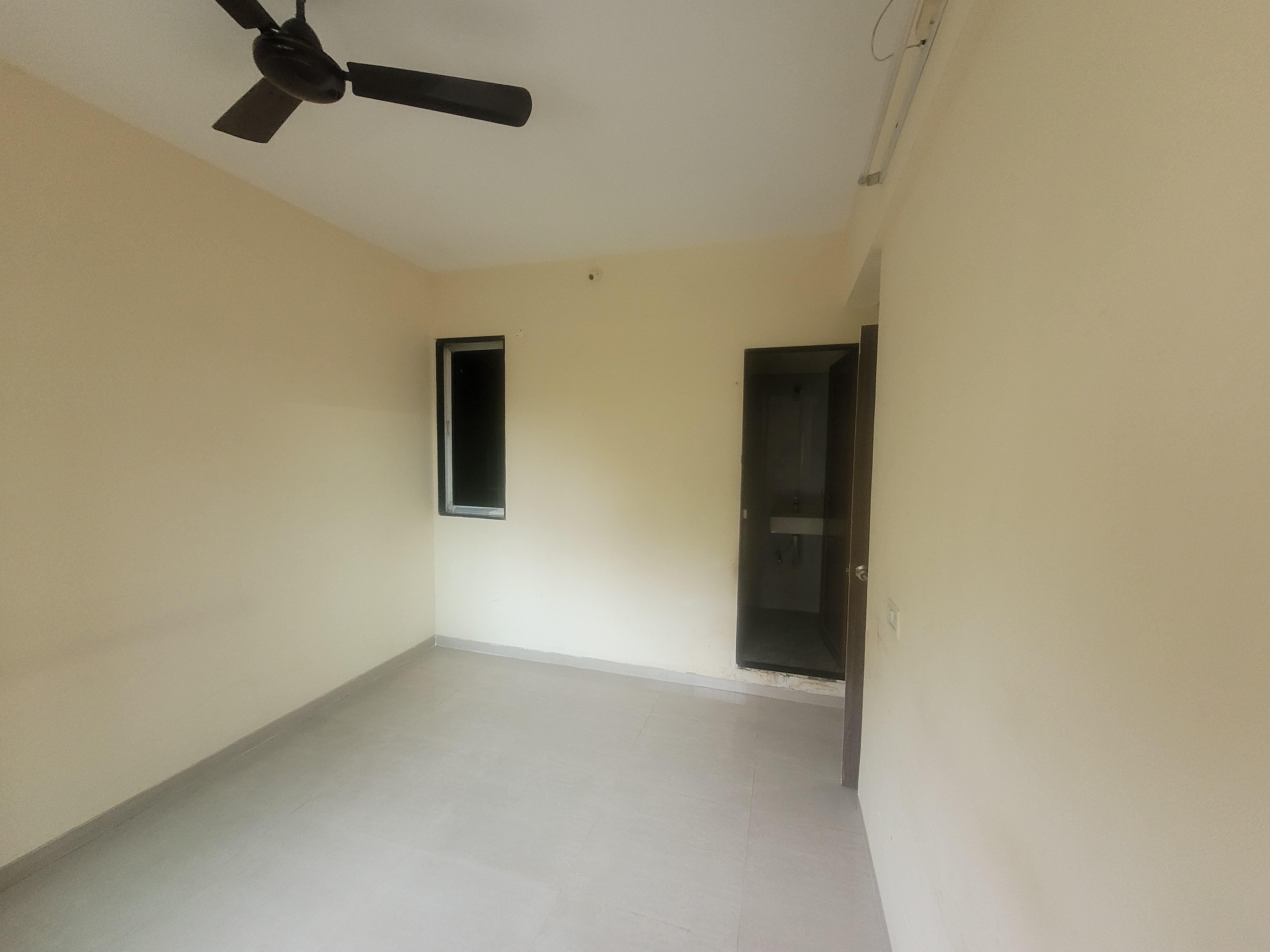 1 BHK + Extra Room Apartment For Rent in Raunak Unnathi Greens