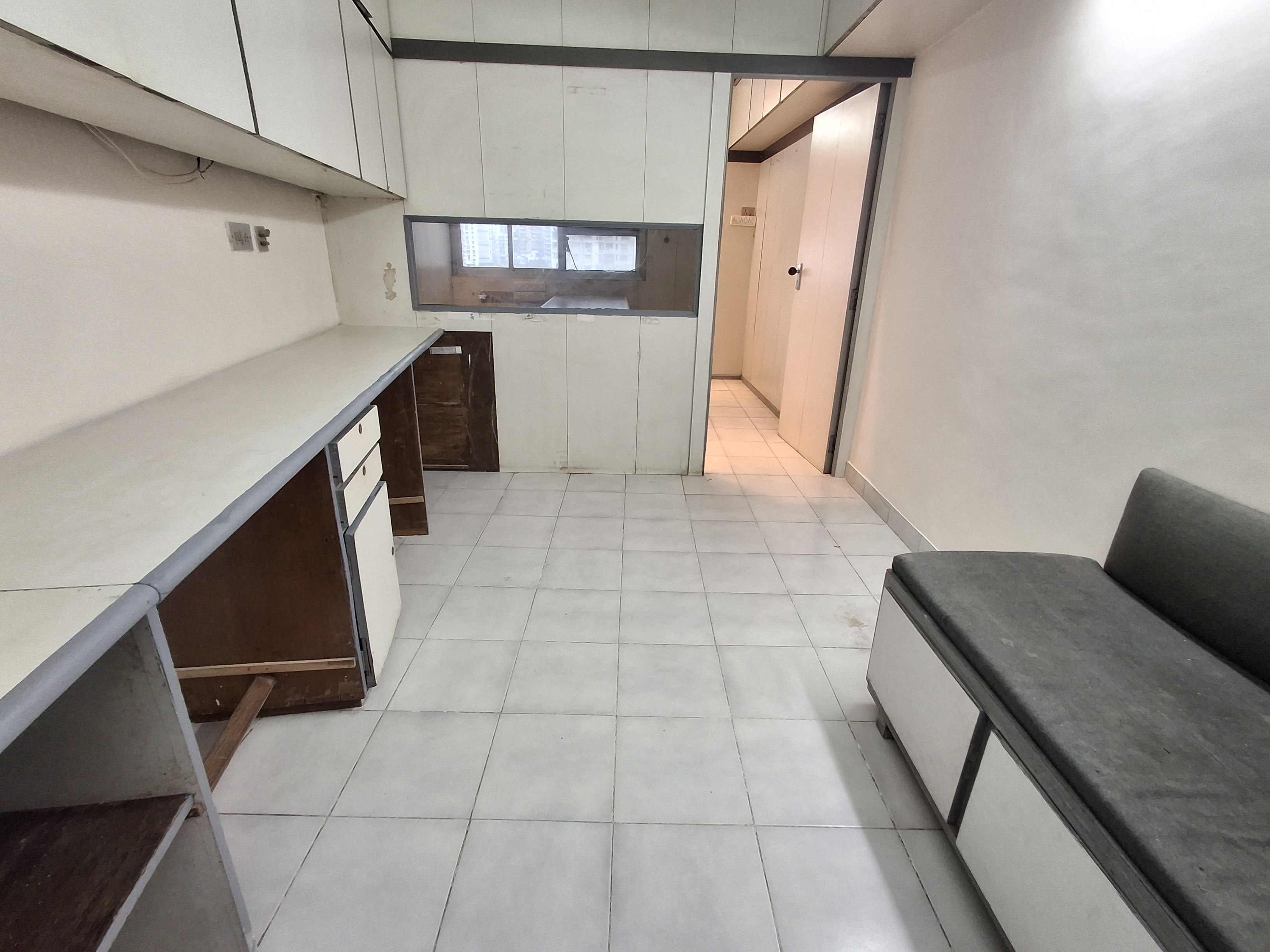 Office Space For Rent in Navjivan Commercial Premises