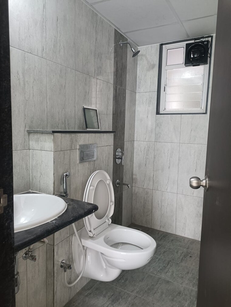 Bathroom, punawale 2 Bedroom 750 Sq.Ft. Apartment In Punawale Pune 9503593