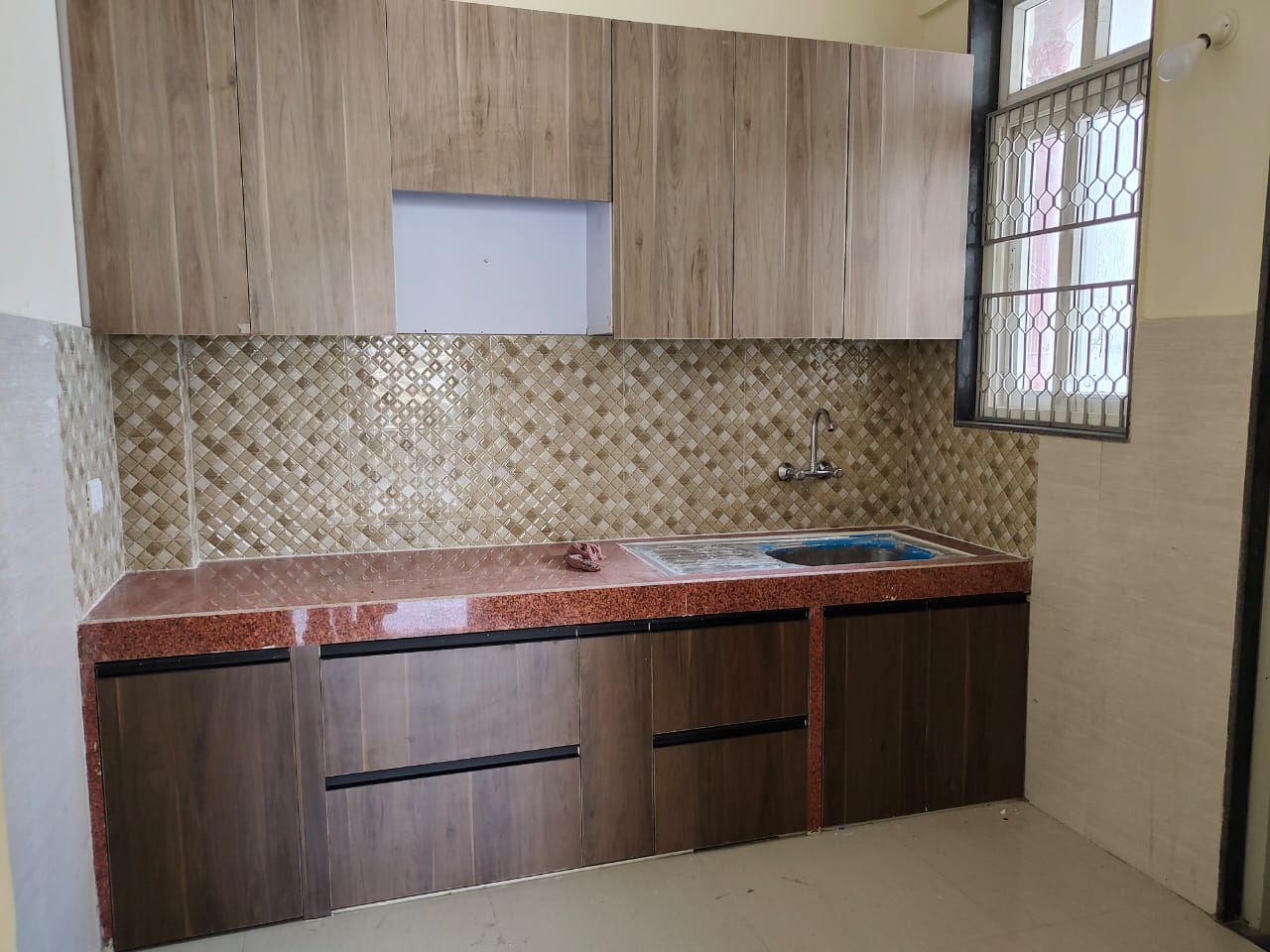 1 BHK + Extra Room Apartment For Rent in Sector 14 Dwarka