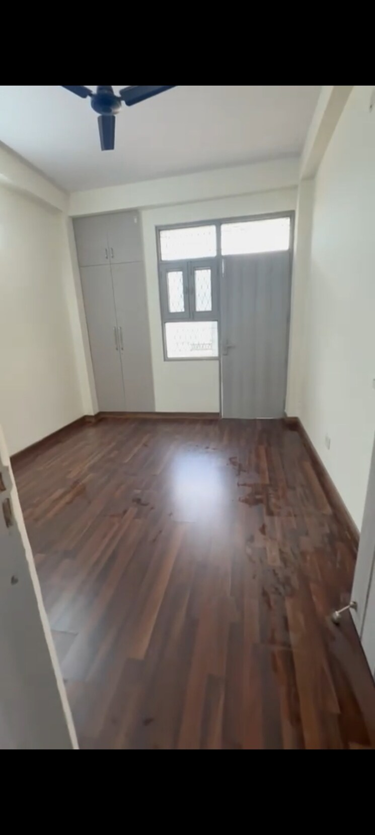 Room, maya-homes 3 Bedroom 1350 Sq.Ft. Builder Floor In Indrapuram Ghaziabad 9504045