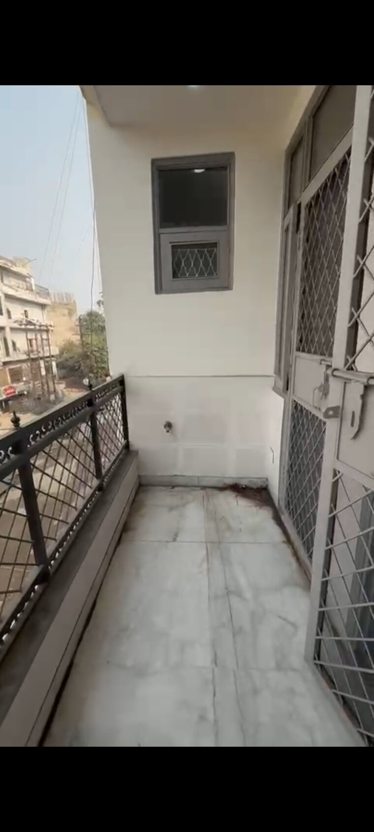 Balcony, maya-homes 3 Bedroom 1350 Sq.Ft. Builder Floor In Indrapuram Ghaziabad 9504045